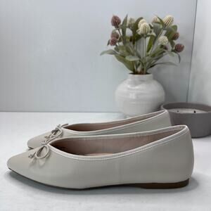 Birdies Leather Pointed Toe Bow Ballet Flat Cream Women's 8 NWOB Casual